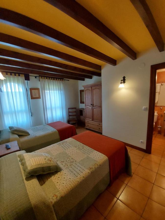 Готель Casa De Labranza Ria De Castellanos Арнуеро Екстер'єр фото